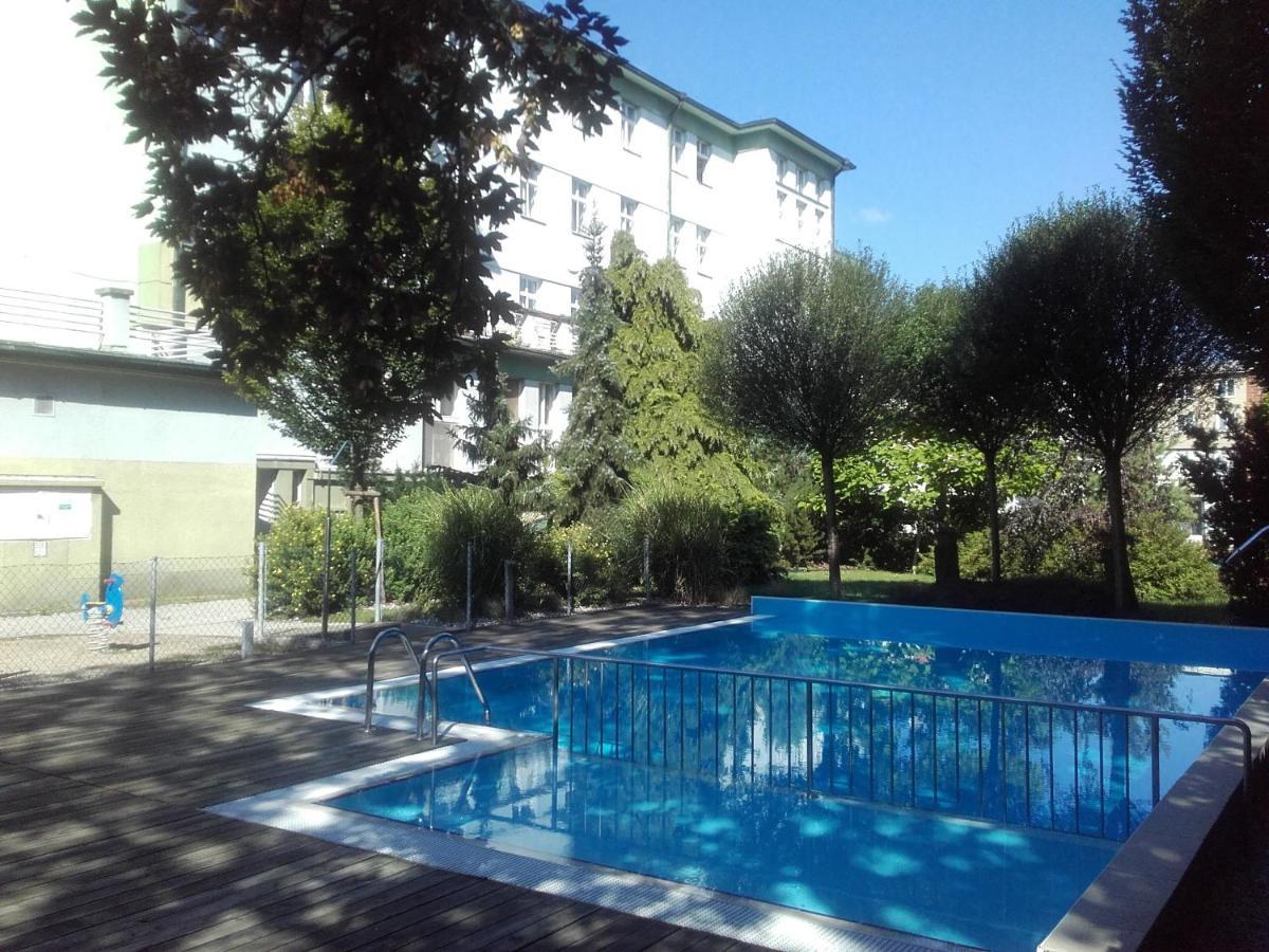 קלאטובי Wellness Hotel Central מראה חיצוני תמונה